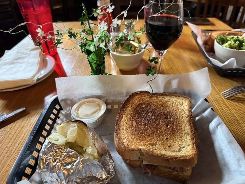 Flamingo Pizza Of Miller photo 3